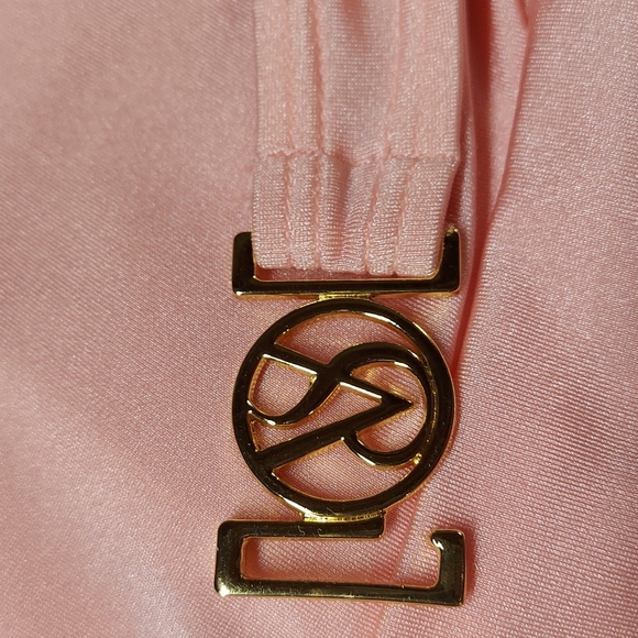 VS Peach Swimsuit Bra - Picture 6 of 7